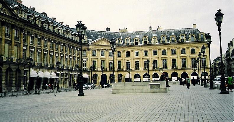 hotel a parigi centro