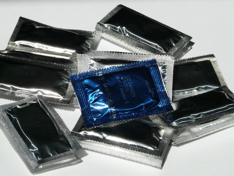 Sesso e contraccezione, sistemi poco sicuri i più utilizzati dalle donne