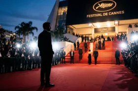 Cannes 2026, giorno 8: Almodóvar in concorso con “Amarga Navidad” — il film più personale del maestro spagnolo sfida la Palma d’Oro