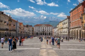 Cuneo 2026, boom di turisti nel centro storico: il Comune lancia il piano “Cuneo Città d’Arte”