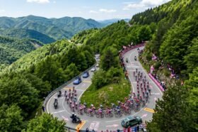 Giro d’Italia 2026, Tappa 9 oggi: il Corno alle Scale torna dopo 22 anni — percorso, favoriti e orari di Cervia–Corno alle Scale
