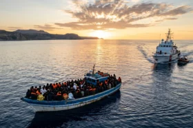 Sbarchi in Italia: ad aprile 2026 gli arrivi via mare crescono del 14%, superati i 2.400 migranti