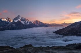 Valle Maira, la valle occitana che conquista i viaggiatori lenti: boom di presenze nel 2026